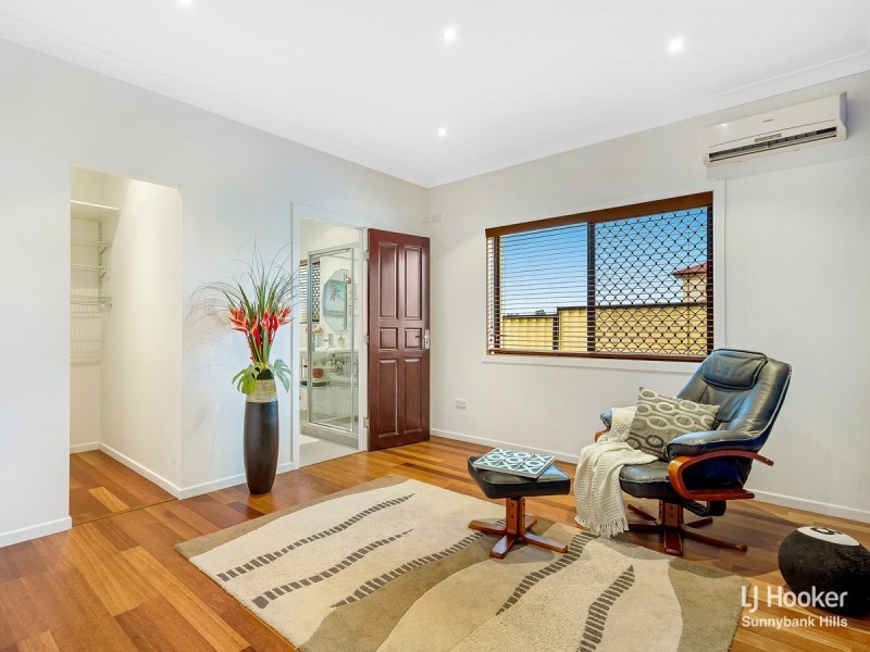 98 Woodlark Crescent, Parkinson QLD 4115