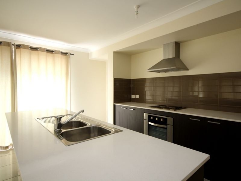 31 Obrist Place, Rochedale QLD 4123