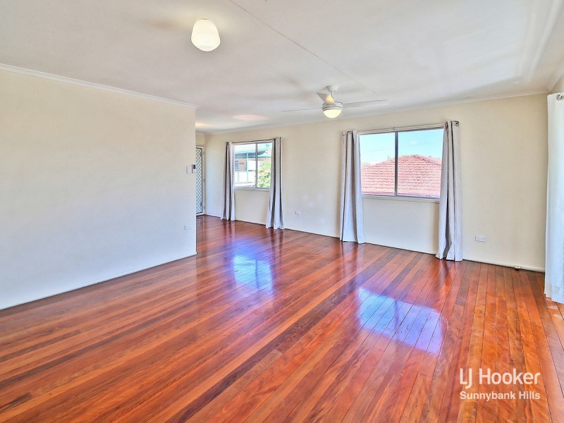 4 Lumphanan Street, Sunnybank Hills QLD 4109