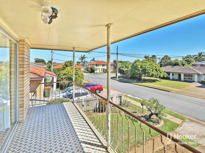 4 Lumphanan Street, Sunnybank Hills QLD 4109