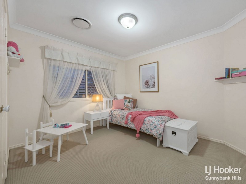 29 Manmarra Crescent, Eight Mile Plains QLD 4113