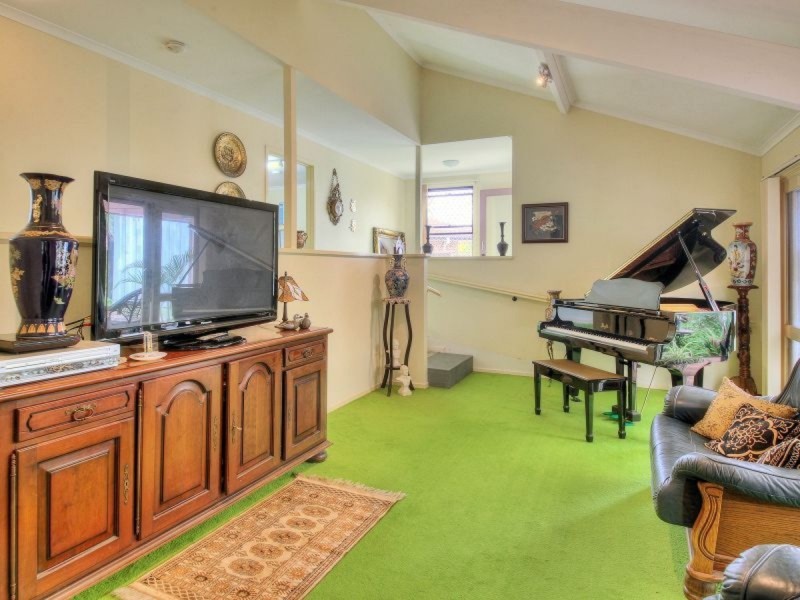 3 Grandchester Street, Sunnybank Hills QLD 4109