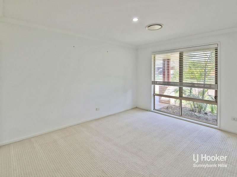 18 Landsborough Street, Rochedale South QLD 4123