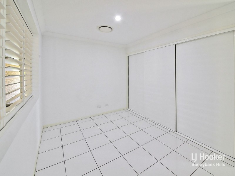 18 Landsborough Street, Rochedale South QLD 4123