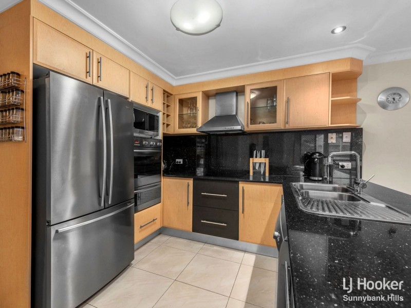 18 Fulton Street, Wishart QLD 4122