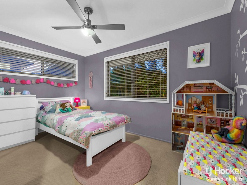 18 Fulton Street, Wishart QLD 4122