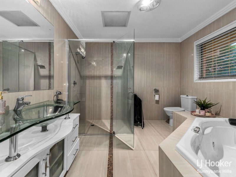 18 Fulton Street, Wishart QLD 4122