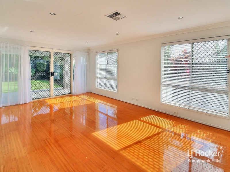 37 Collett Street, Eight Mile Plains QLD 4113