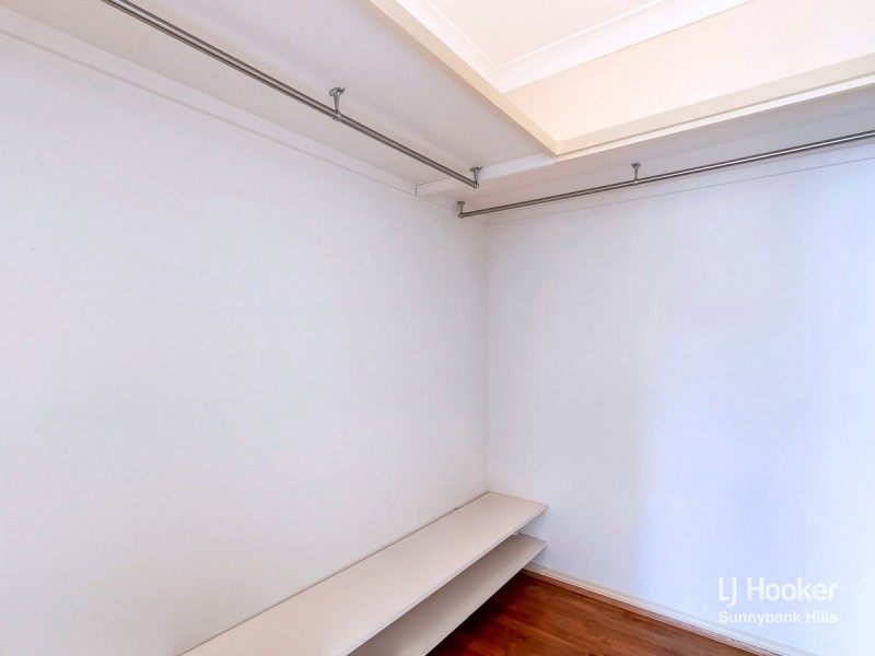 35 Bannockburn Crescent, Parkinson QLD 4115