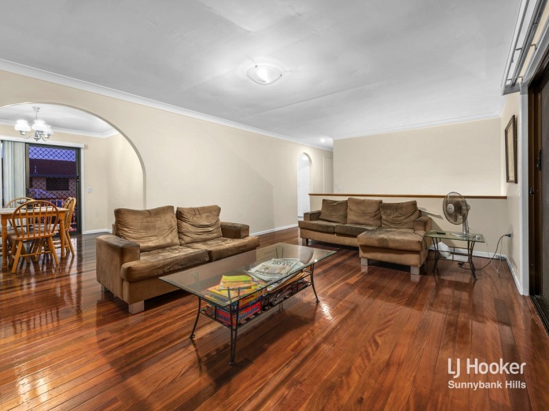 15 Martense Street, Wishart QLD 4122