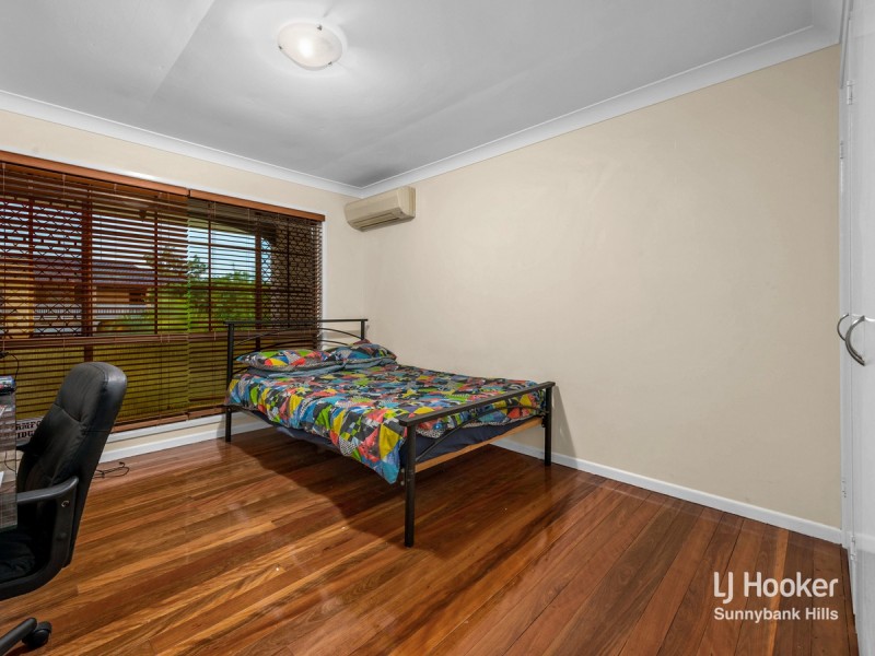 15 Martense Street, Wishart QLD 4122