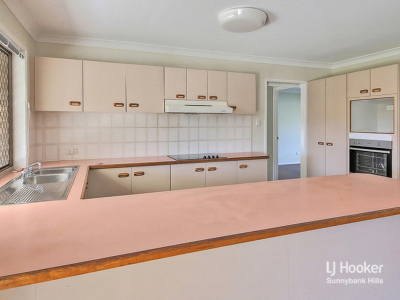 109 Stones Road, Sunnybank Hills QLD 4109