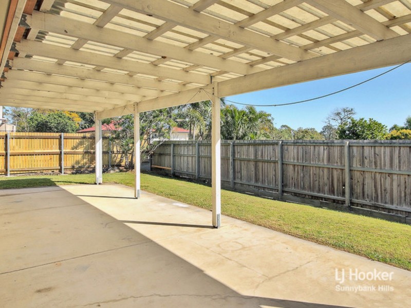 109 Stones Road, Sunnybank Hills QLD 4109