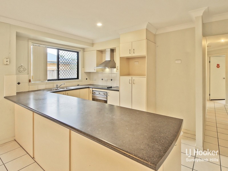 4 Tuckeroo Place, Sunnybank Hills QLD 4109