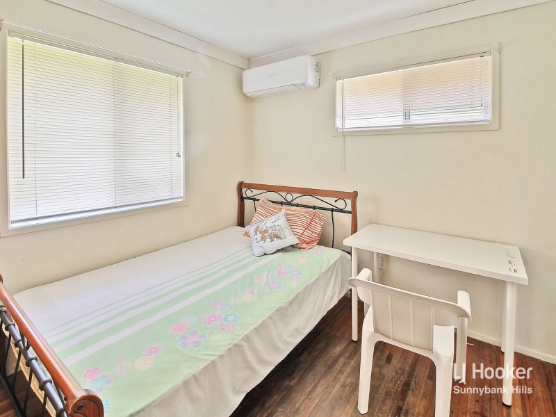 17 Springfield Street, Macgregor QLD 4109