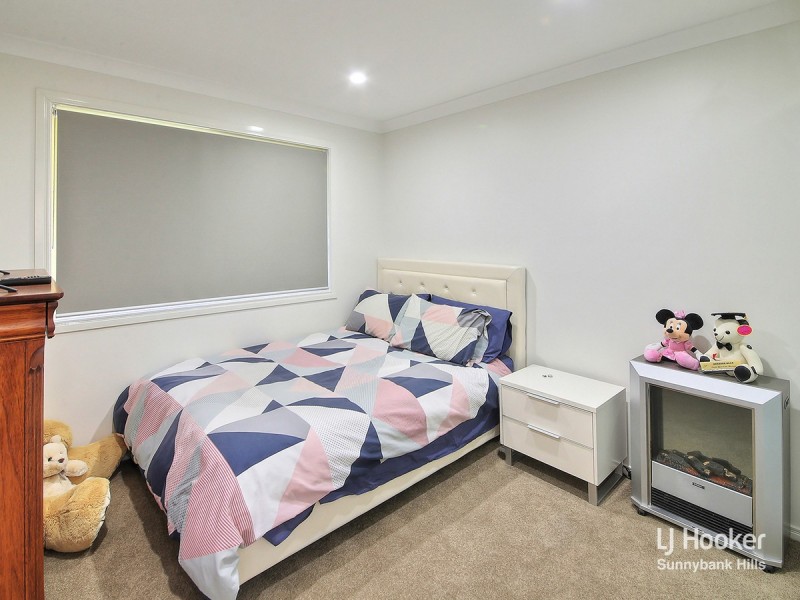 14 Scarlet Oak Place, Calamvale QLD 4116