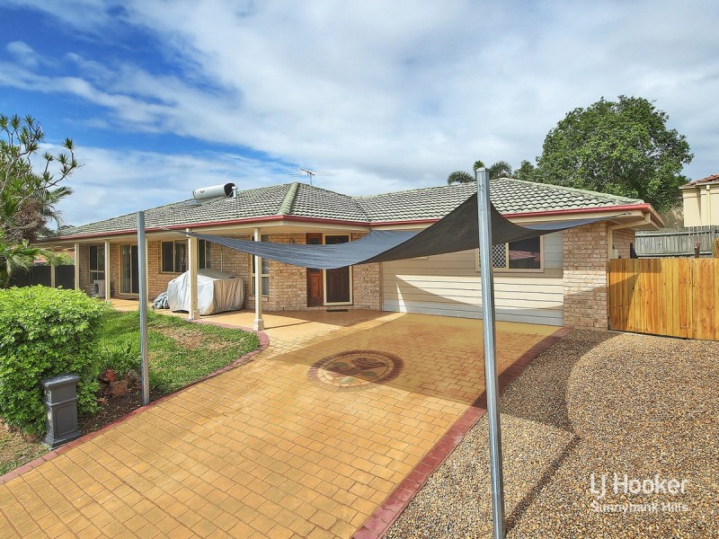 14 Scarlet Oak Place, Calamvale QLD 4116