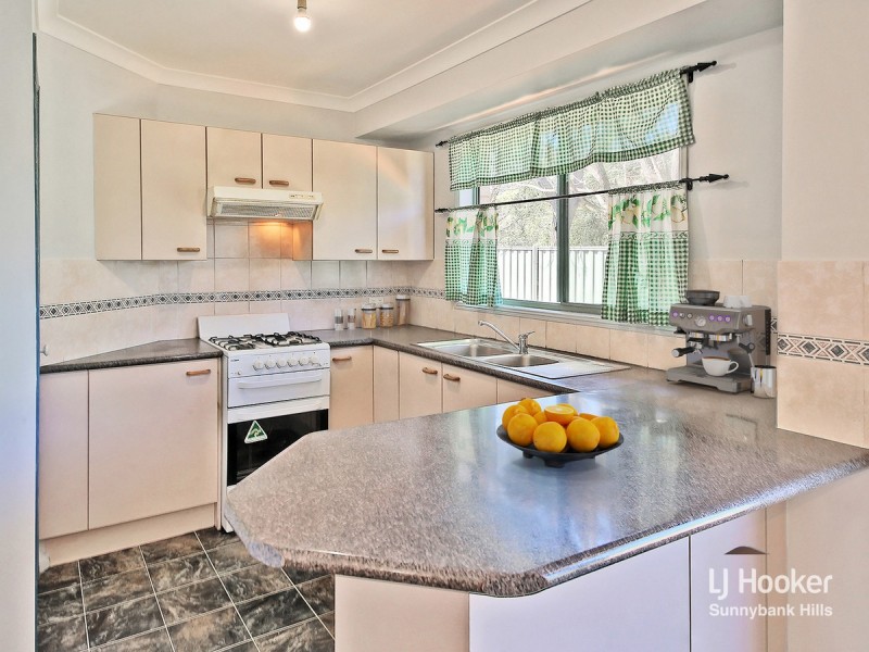 24 Wilshire Place, Runcorn QLD 4113