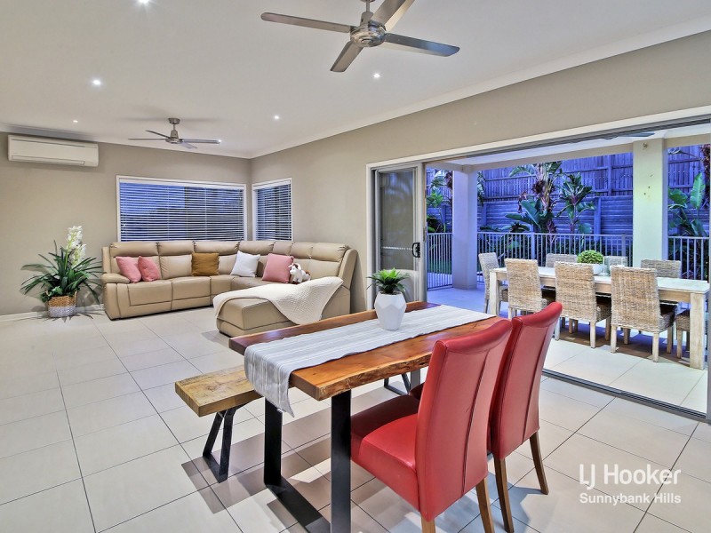 83 Alfred Circuit, Calamvale QLD 4116