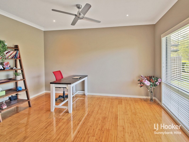 83 Alfred Circuit, Calamvale QLD 4116