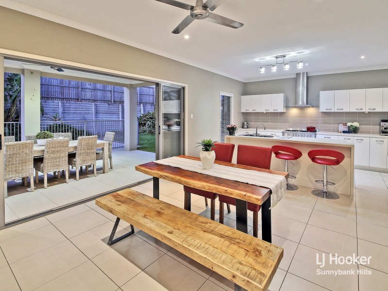 83 Alfred Circuit, Calamvale QLD 4116