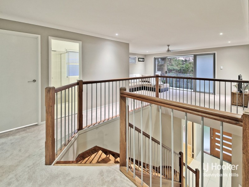 83 Alfred Circuit, Calamvale QLD 4116