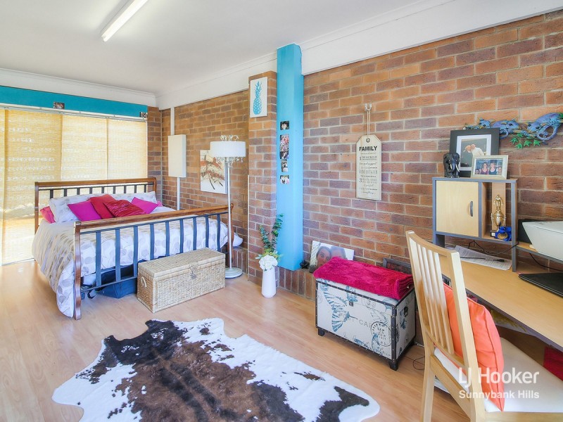 55 Chesterfield Crescent, Kuraby QLD 4112