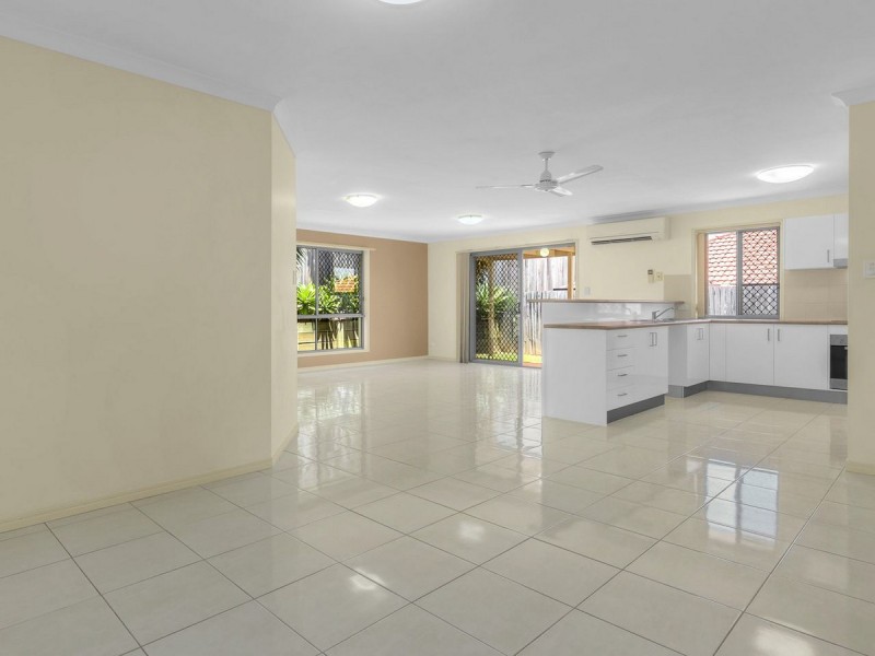 3 Lenton Place, Calamvale QLD 4116