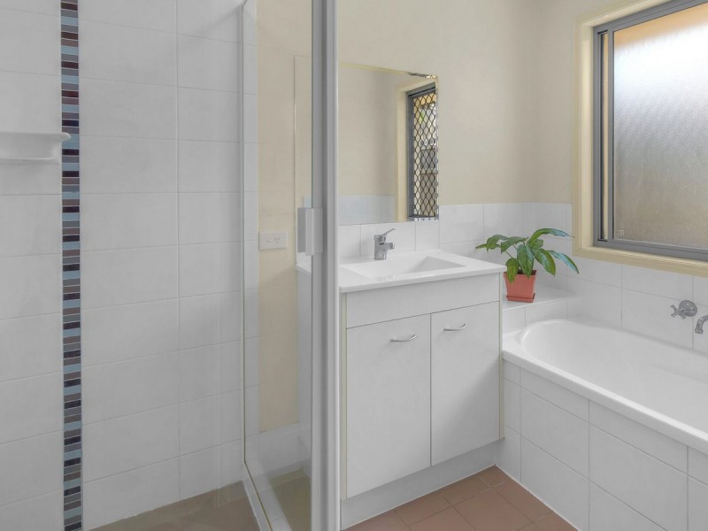 3 Lenton Place, Calamvale QLD 4116