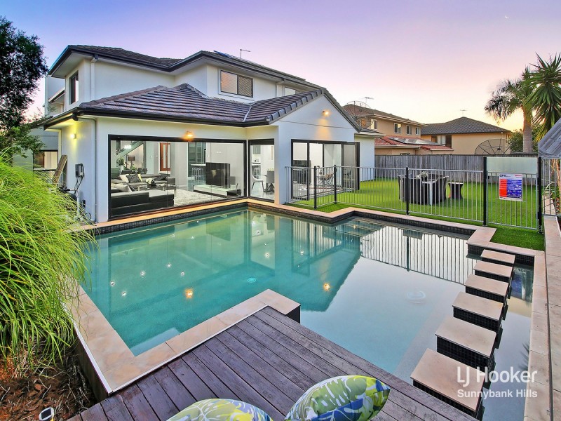 10 Willowleaf Close, Stretton QLD 4116