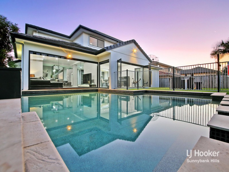 10 Willowleaf Close, Stretton QLD 4116