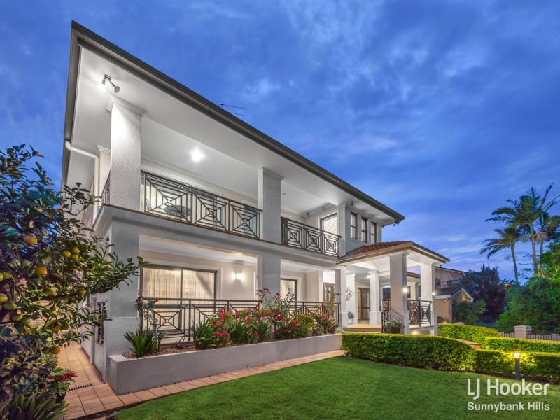 11 Cornflower Street, Mansfield QLD 4122