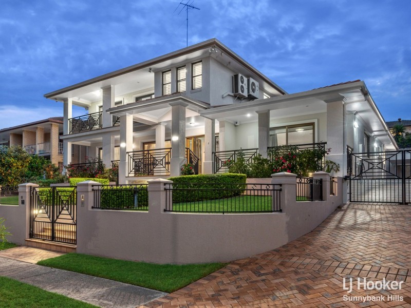 11 Cornflower Street, Mansfield QLD 4122