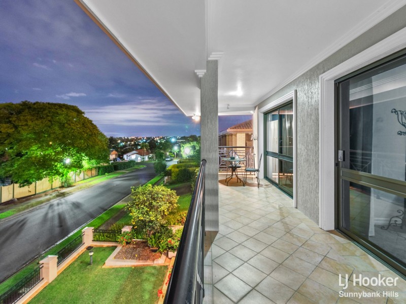 11 Cornflower Street, Mansfield QLD 4122