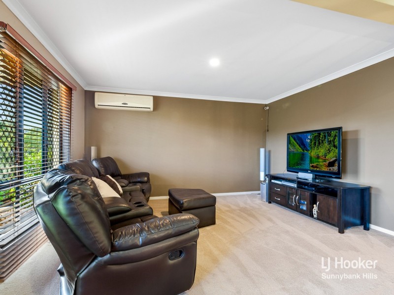 27 Cockatiel Court, Greenbank QLD 4124