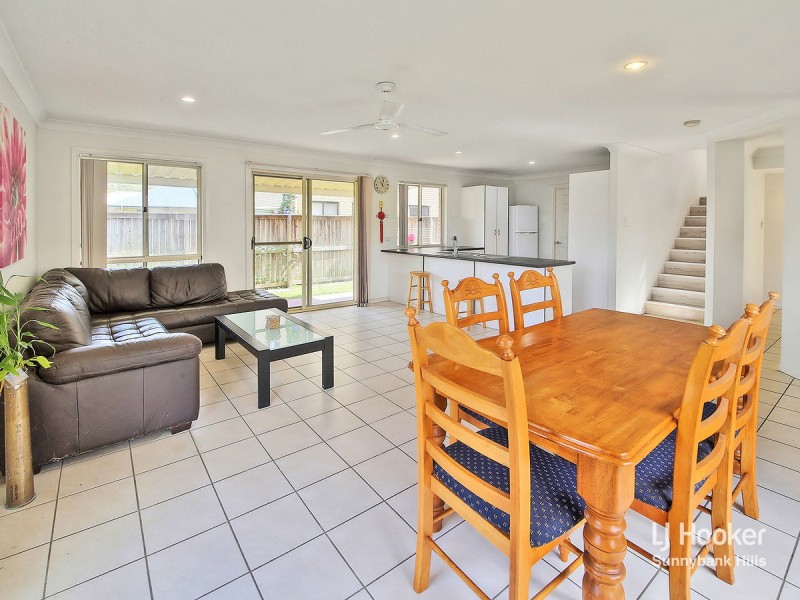 25 Tallowood Way, Sunnybank Hills QLD 4109