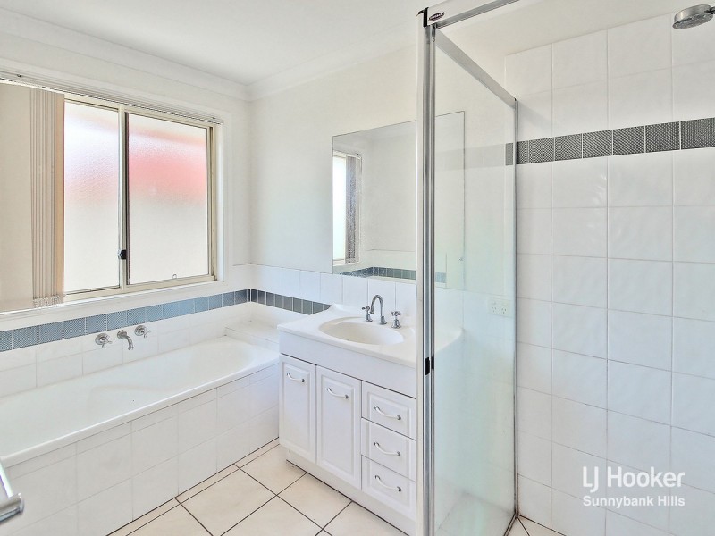 25 Tallowood Way, Sunnybank Hills QLD 4109