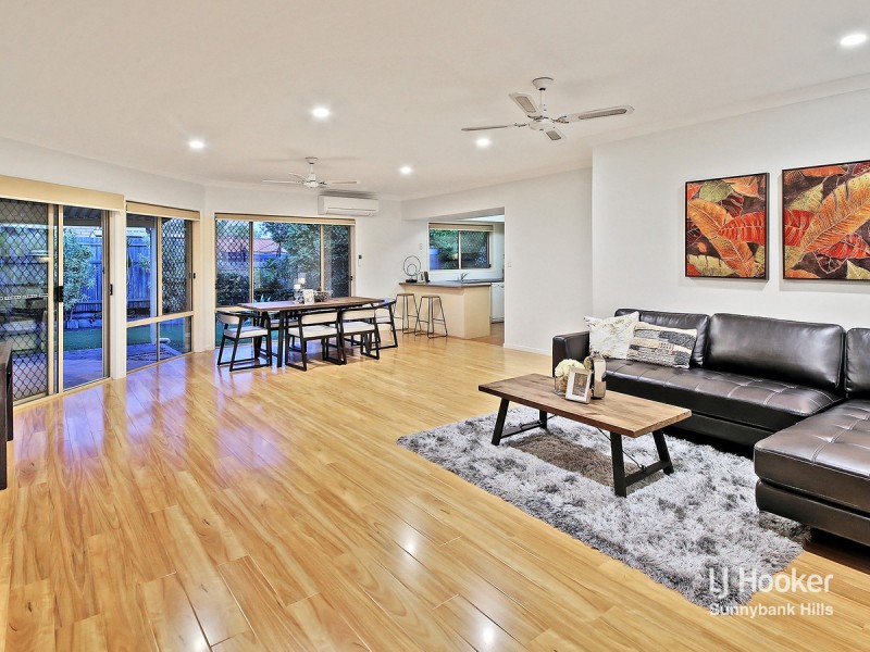 13 Coorong Place, Parkinson QLD 4115