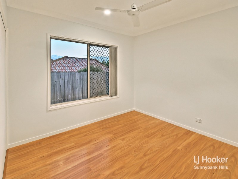 13 Coorong Place, Parkinson QLD 4115