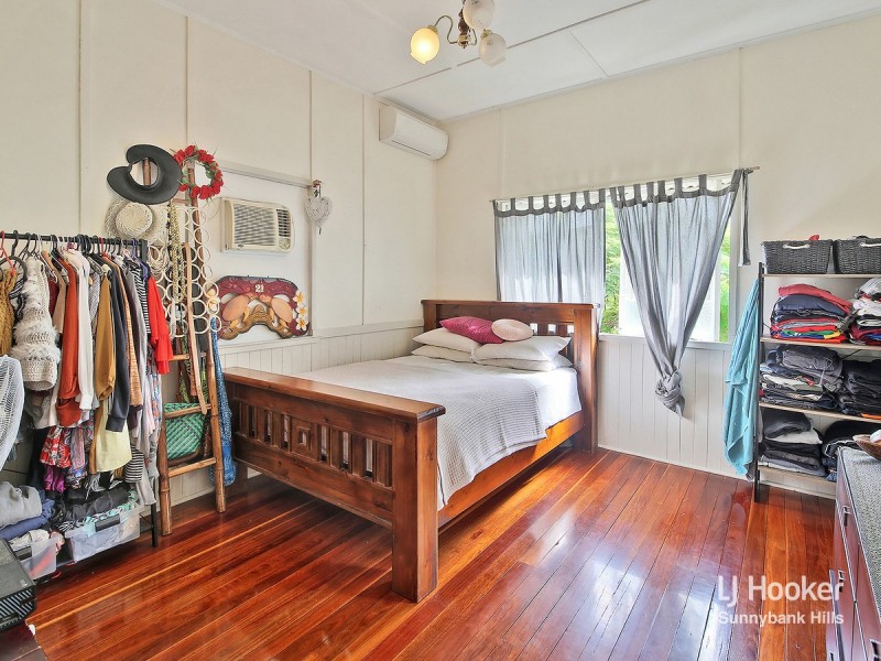 24 Laughlin Street, Kingston QLD 4114