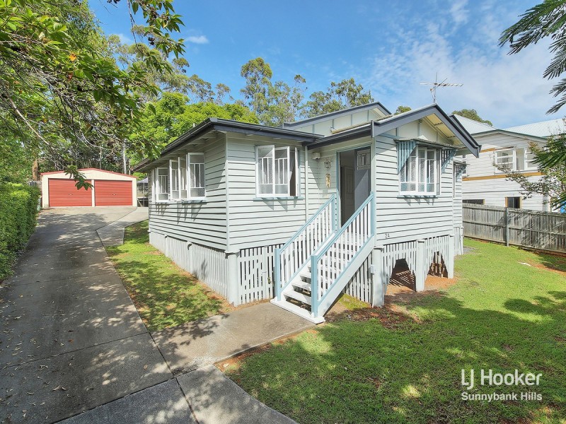 24 Laughlin Street, Kingston QLD 4114