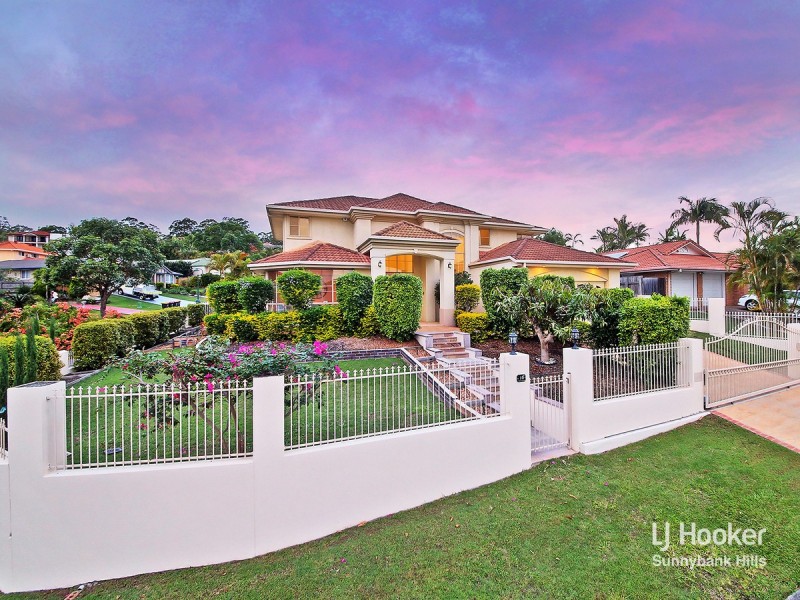 16 Golden Rain Place, Stretton QLD 4116