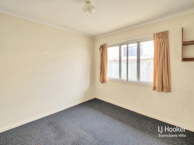 10 Fleetwood Street, Macgregor QLD 4109