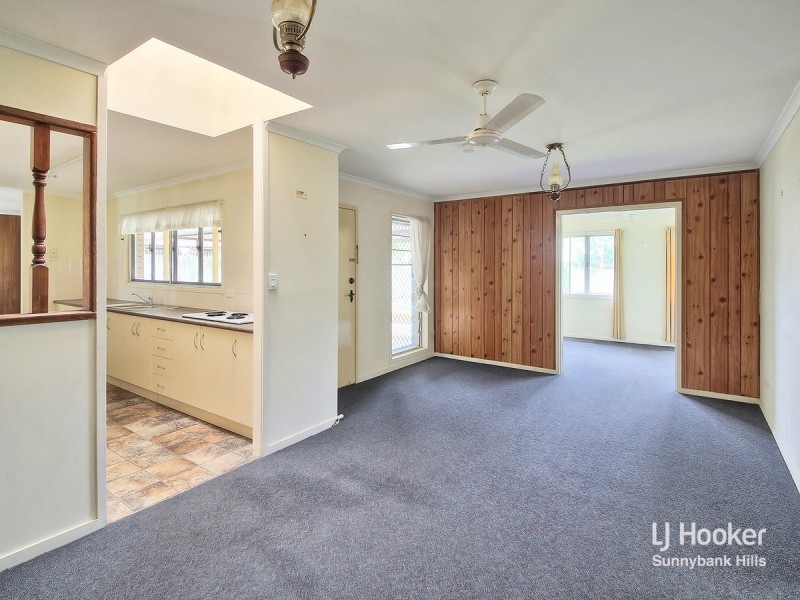 10 Fleetwood Street, Macgregor QLD 4109