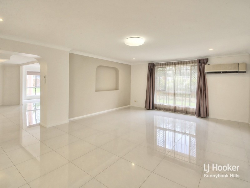 8 Ingluna Circuit, Eight Mile Plains QLD 4113