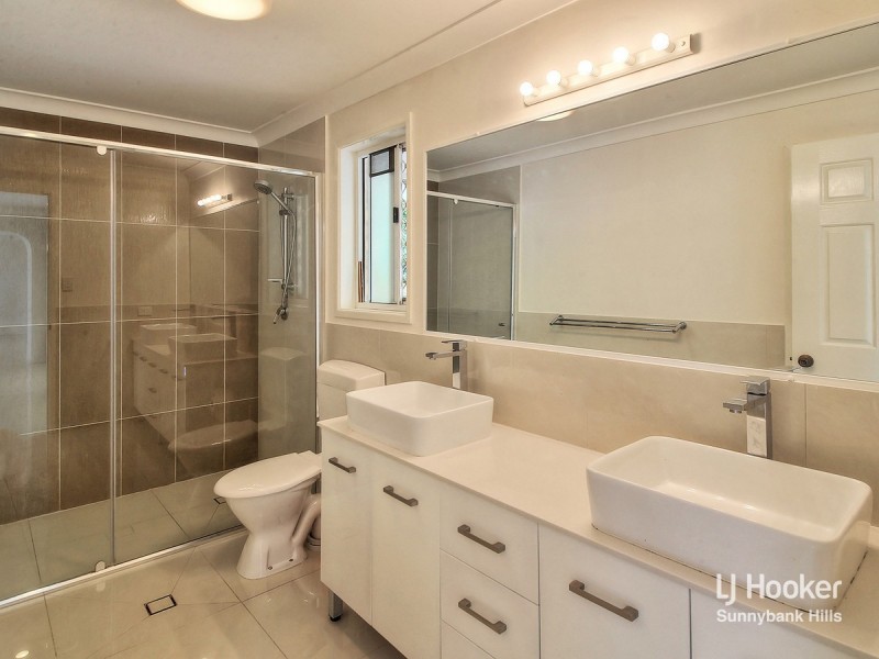 8 Ingluna Circuit, Eight Mile Plains QLD 4113