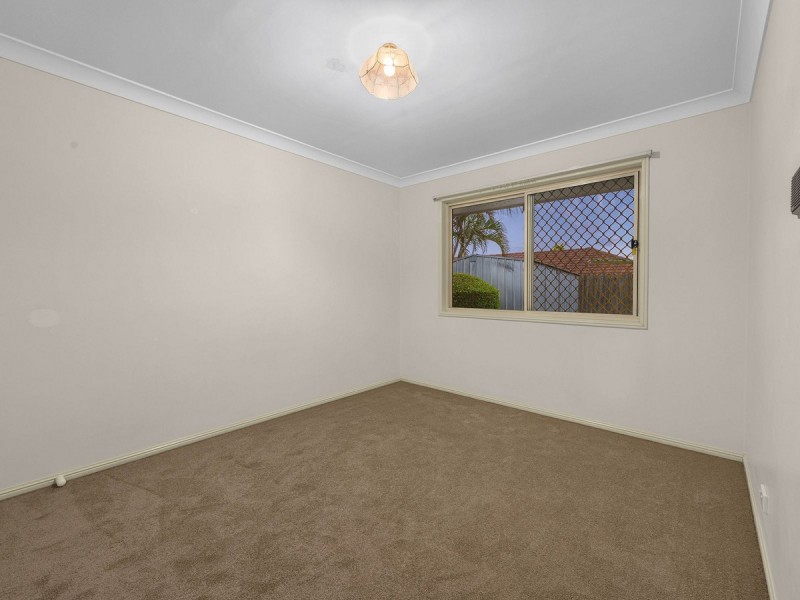 4 Lindeman Place, Eight Mile Plains QLD 4113