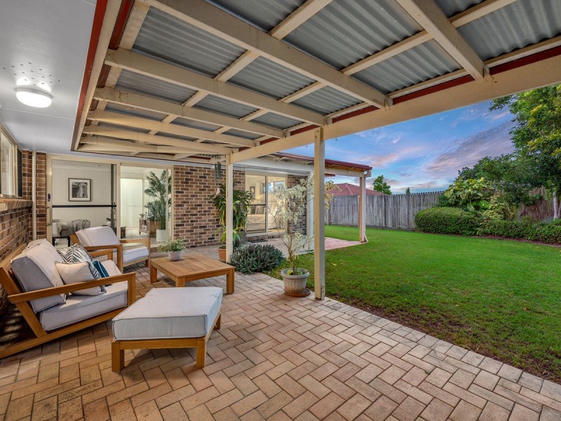 4 Lindeman Place, Eight Mile Plains QLD 4113