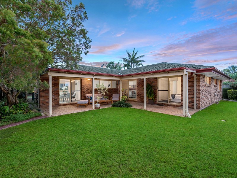 4 Lindeman Place, Eight Mile Plains QLD 4113