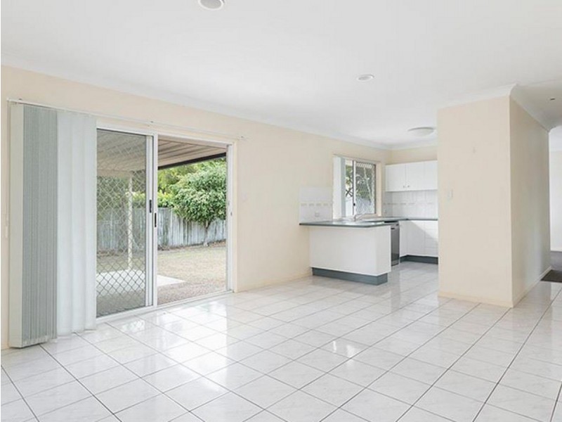 27 The Avenue, Sunnybank Hills QLD 4109